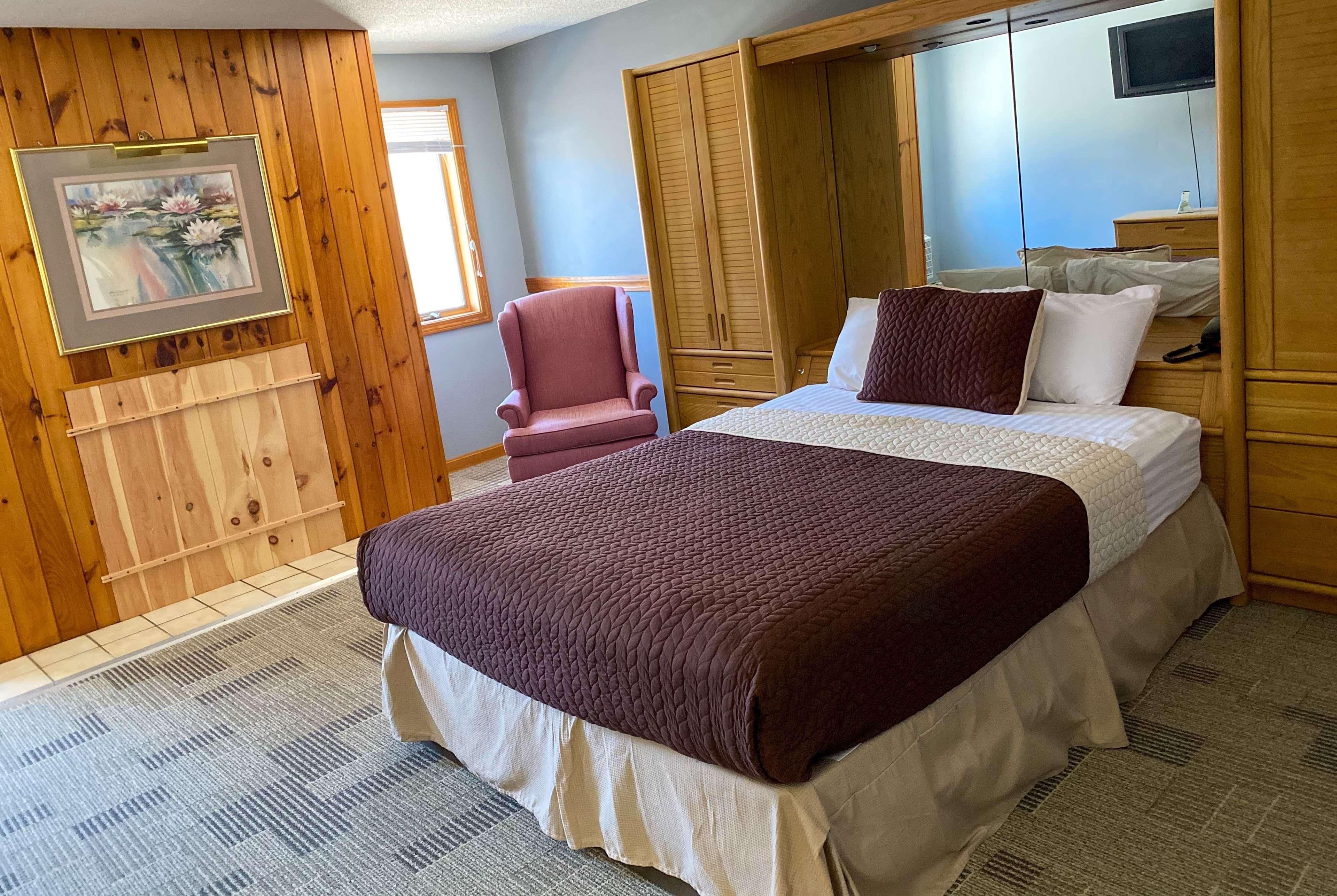 Travelodge By Wyndham Lincoln Near White Mountain Ngoại thất bức ảnh