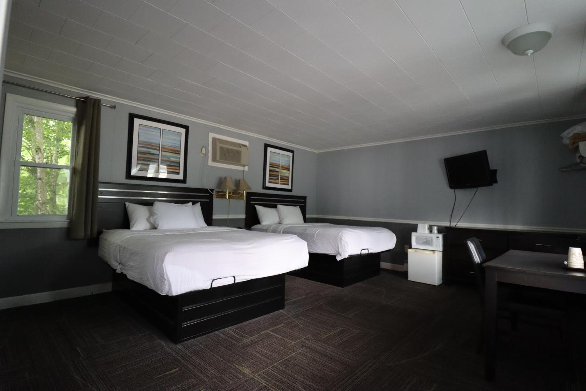 Travelodge By Wyndham Lincoln Near White Mountain Phòng bức ảnh