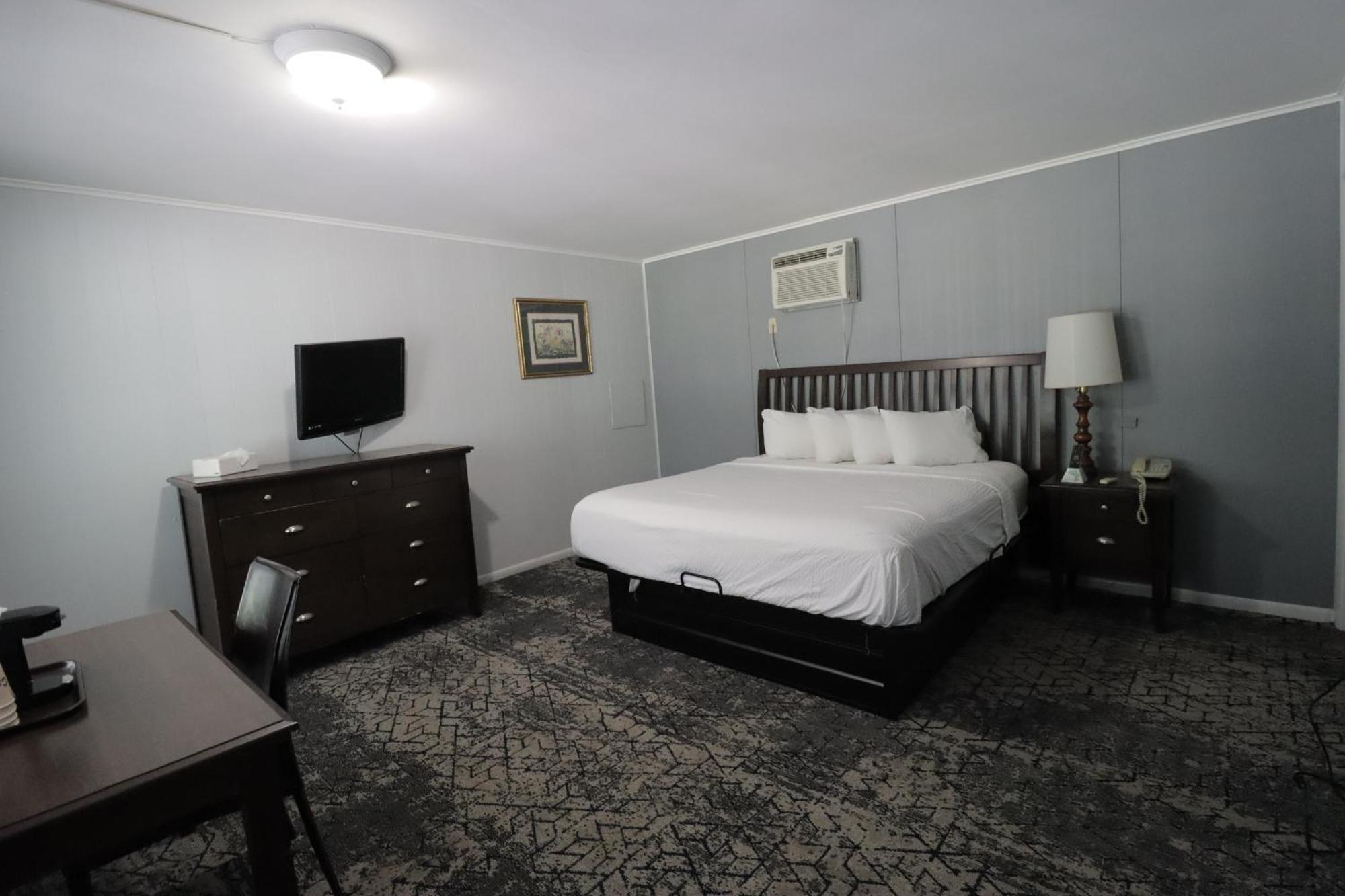 Travelodge By Wyndham Lincoln Near White Mountain Phòng bức ảnh